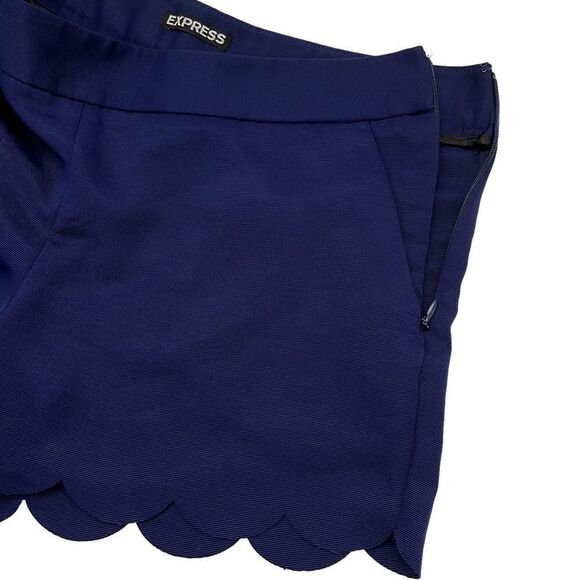 Express Scalloped Hem Shorts Navy Blue Flat Front w/ Pockets 3” Inseam Preppy 2 - Picture 3 of 6